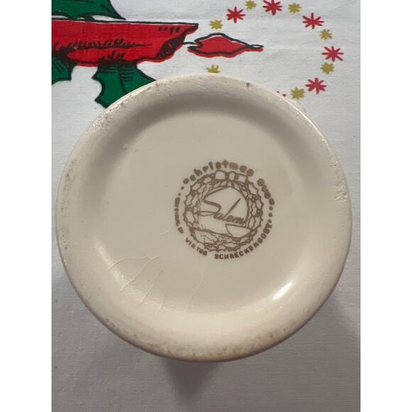 Jingle Bell Salem Vintage Mug - Picture 3 of 6